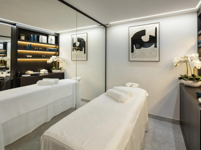 Вилла в продаже в La Cerquilla, Новая Андалусия