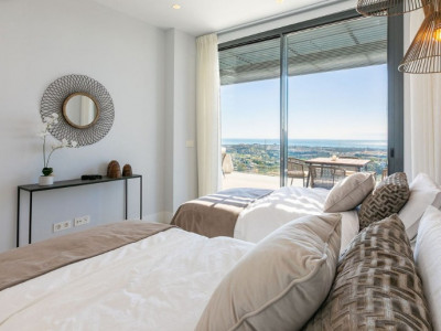 Penthouse for sale in La Quinta, Benahavis