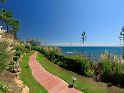 Erdgeschosswohnung zum Verkauf in Marina Puente Romano, Marbella Goldene Meile