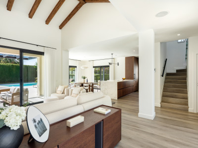 Villa en venta en Cortijo Blanco, San Pedro de Alcantara