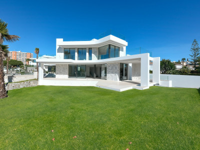 Villa for sale in Marbesa, Marbella East