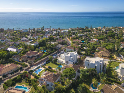 Villa for sale in Marbesa, Marbella East