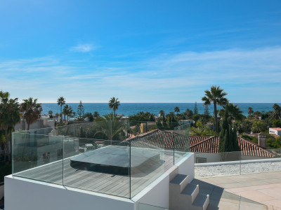 Villa for sale in Marbesa, Marbella East