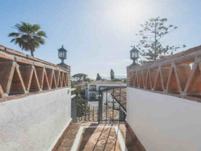 Villa zum Verkauf in El Mirador, Marbella