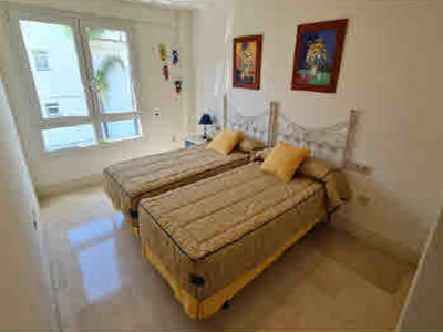 Apartamento en venta en Las Cañas, Marbella Golden Mile
