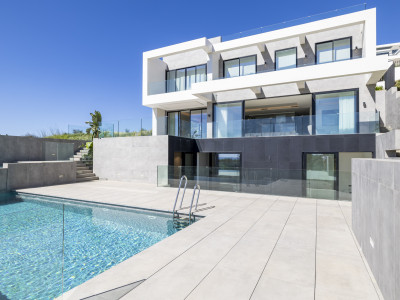 Villa en venta en Los Flamingos Golf, Benahavis