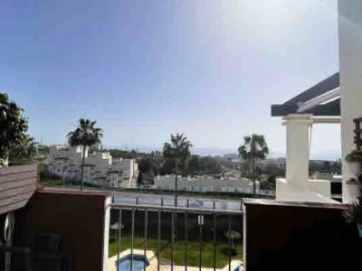 Penthouse for sale in Valdeolletas, Marbella