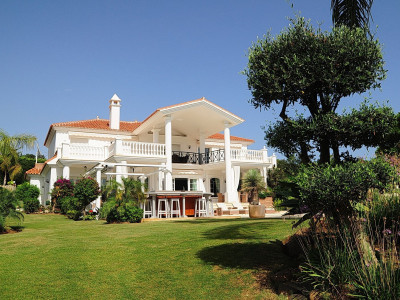 Villa for sale in Hacienda las Chapas, Marbella East