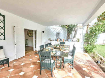 Villa for sale in Casasola, Estepona