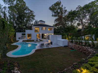 Villa for sale in Las Brisas, Nueva Andalucia