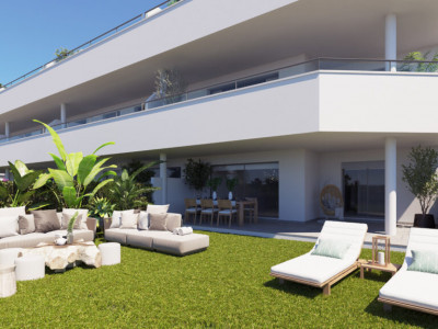 Apartamento Planta Baja en venta en Cancelada, Estepona