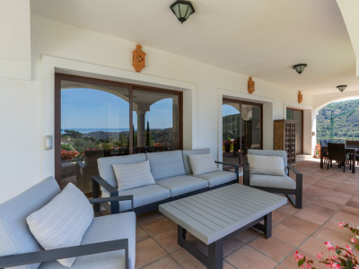 Villa for sale in Monte Mayor, Benahavis