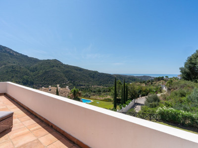 Villa for sale in Monte Mayor, Benahavis