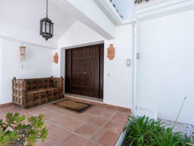 Villa for sale in Monte Mayor, Benahavis