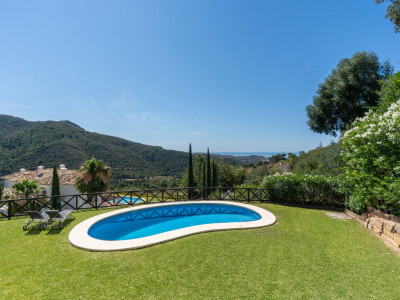 Villa for sale in Monte Mayor, Benahavis