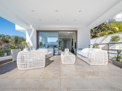 Villa for sale in Nagüeles, Marbella Golden Mile