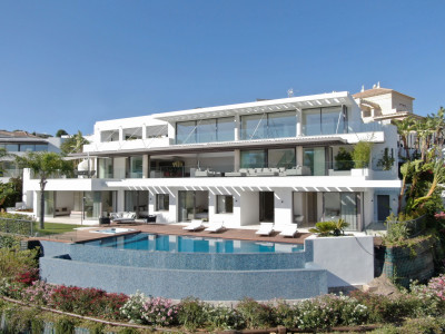 Villa for sale in La Quinta, Benahavis