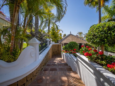 Villa en venta en Bahia de Marbella, Marbella Este