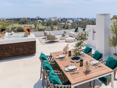Apartamento Planta Baja en venta en Atalaya, Estepona