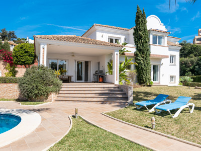 Villa for sale in Elviria, Marbella East