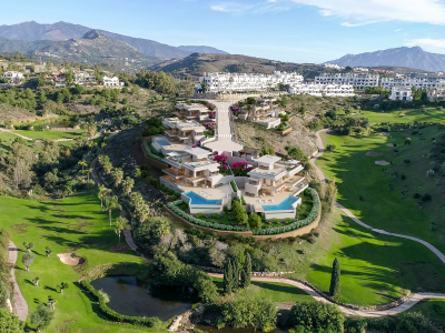 Villa for sale in La Resina Golf, Estepona