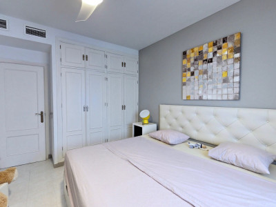 Villa zum Verkauf in Nueva Andalucia