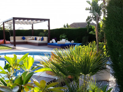 Villa zum Verkauf in Nueva Andalucia