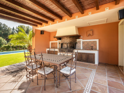 Villa zum Verkauf in Altos Reales, Marbella Goldene Meile