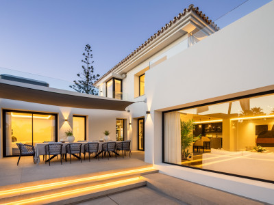 Villa zum Verkauf in Nueva Andalucia