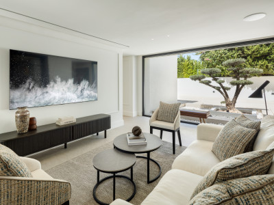 Villa zum Verkauf in Nueva Andalucia