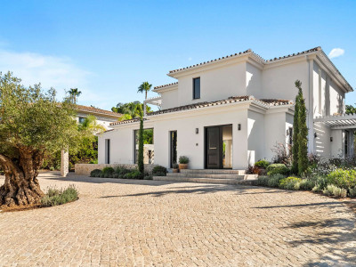 Villa zum Verkauf in Las Brisas del Golf, Nueva Andalucia