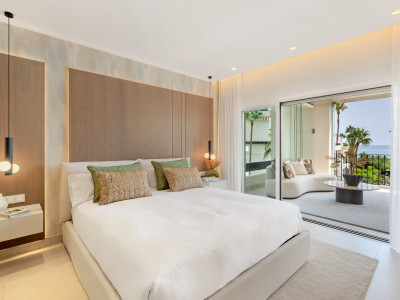 Apartment for sale in Bahía del Velerín, Estepona