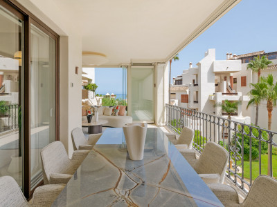 Apartment for sale in Bahía del Velerín, Estepona