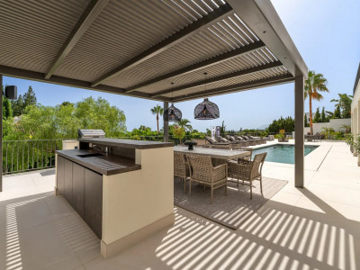 Villa en venta en Rocio de Nagüeles, Marbella Golden Mile