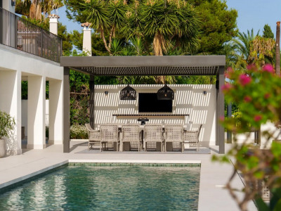 Villa en venta en Rocio de Nagüeles, Marbella Golden Mile