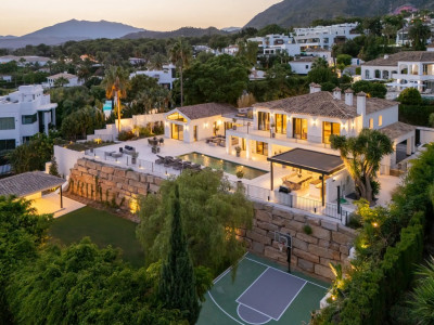 Villa en venta en Rocio de Nagüeles, Marbella Golden Mile