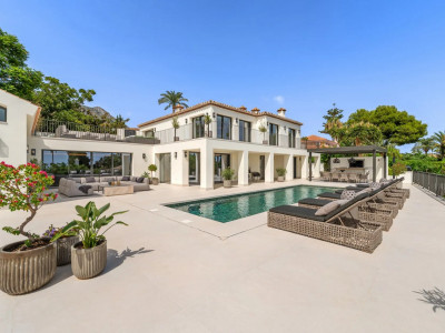 Villa en venta en Rocio de Nagüeles, Marbella Golden Mile