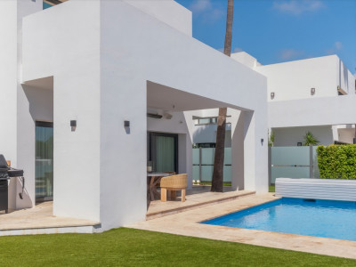 Villa zum Verkauf in Atalaya Fairways, Benahavis
