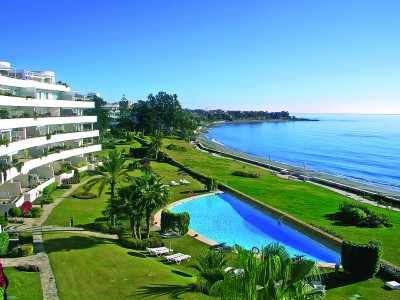 Adosado en venta en Los Granados Playa, Estepona