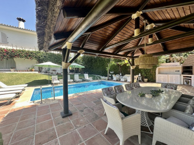 Villa à vendre à Rocio de Nagüeles, Marbella Golden Mile