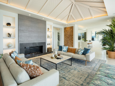 Villa for sale in Monte Halcones, Benahavis