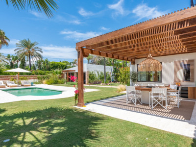 Villa zum Verkauf in Casasola, Estepona