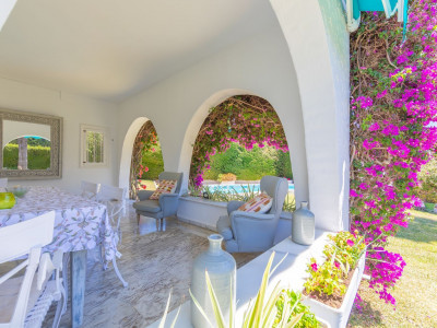 Villa en venta en Guadalmina Alta, San Pedro de Alcantara
