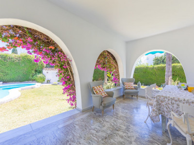 Villa en venta en Guadalmina Alta, San Pedro de Alcantara