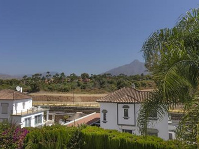 Adosado en venta en Nueva Andalucia