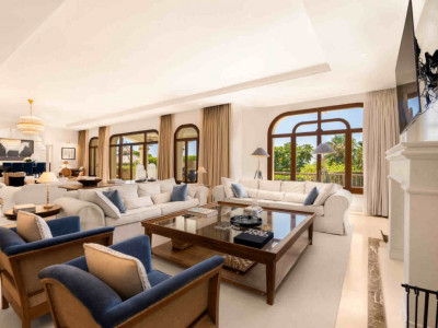 Penthaus zum Verkauf in El Velerin, Estepona