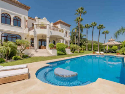 Villa en venta en Sierra Blanca, Marbella Golden Mile