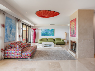 Apartment for sale in Laguna de Banus, Marbella - Puerto Banus