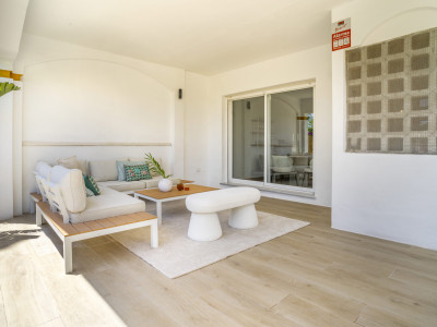 Erdgeschosswohnung zum Verkauf in La Dama de Noche, Nueva Andalucia