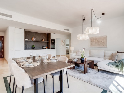 Zweistöckiges Penthouse zum Verkauf in Benahavis